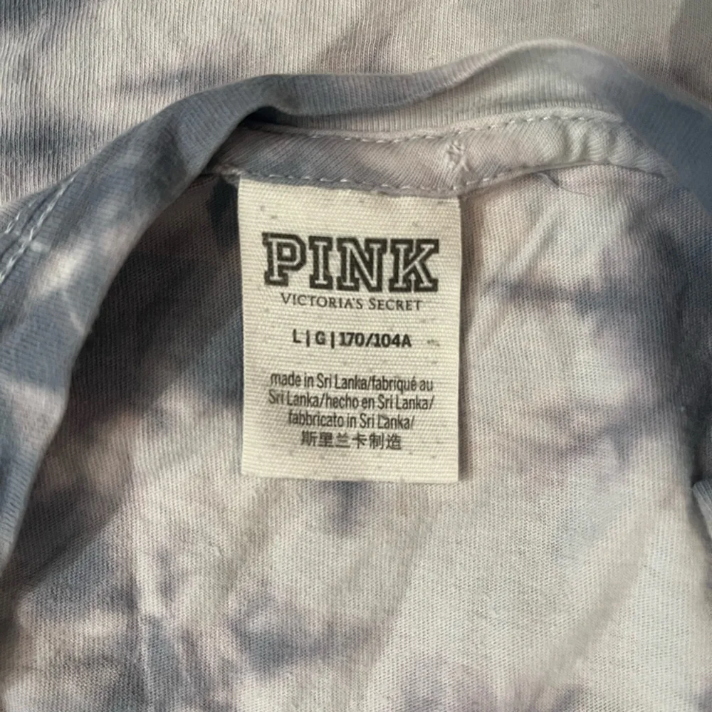 SOLD VS PINK | Tie Dye Campus Crewneck Pocket Tee Size Large - Picture 3 of 3